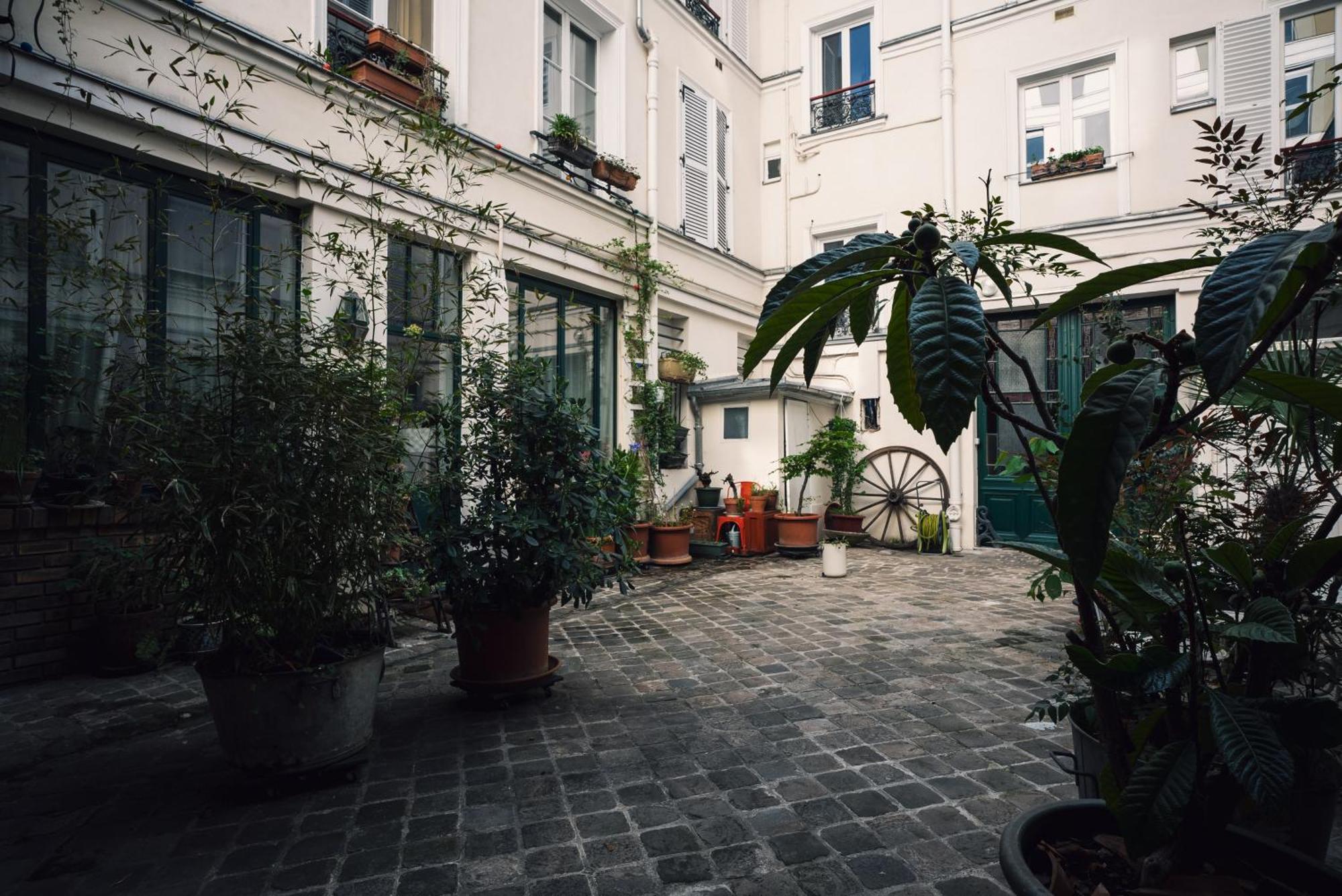 Duplex Sur Cour Arboree Apartamento París