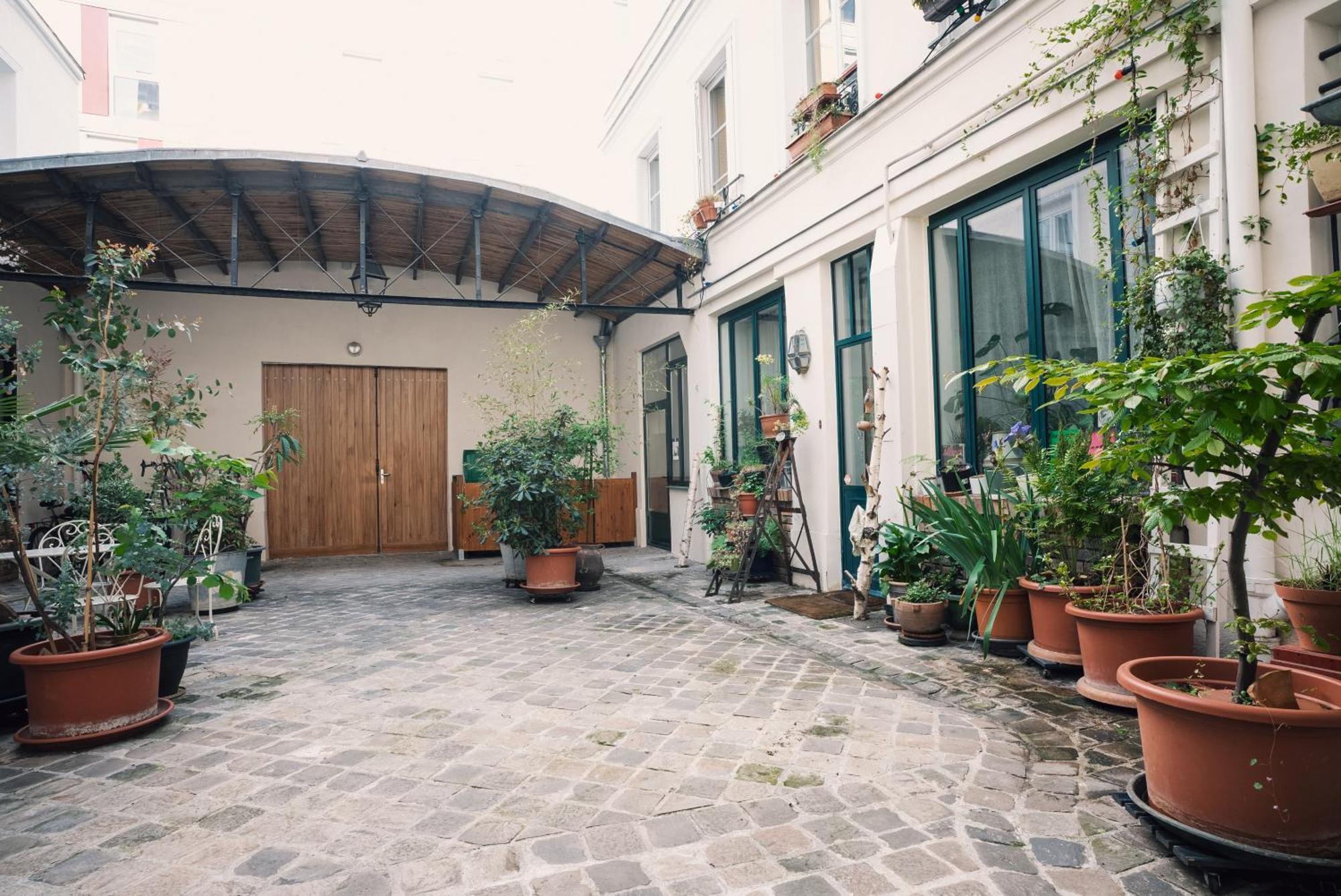 Duplex Sur Cour Arboree Apartamento