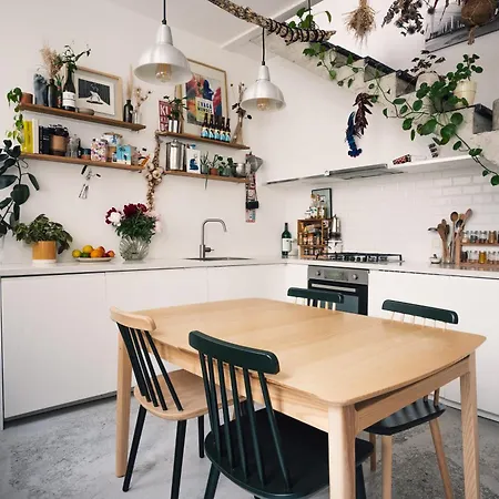 Duplex Sur Cour Arboree Paris Exterior photo
