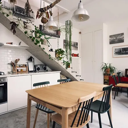 Duplex Sur Cour Arboree Paris Exterior photo